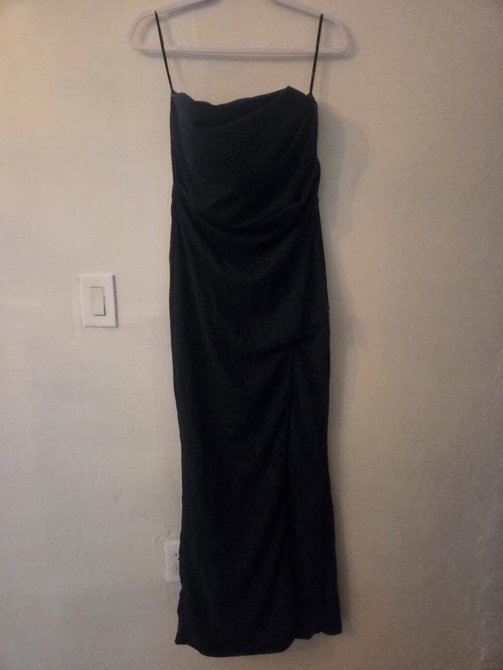 Lulu's Black Dress Size L - Authentic Resale Clothing Discounted | FLAWED